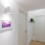 Contessa Elegance Apartamento *