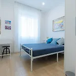 Contessa Elegance Apartamento *